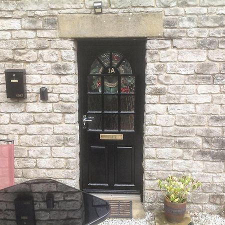 1A Market Square Tideswell Buitenkant foto