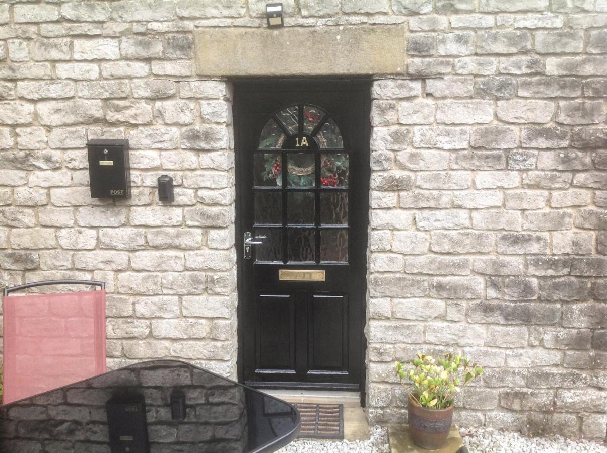 1A Market Square Tideswell Buitenkant foto